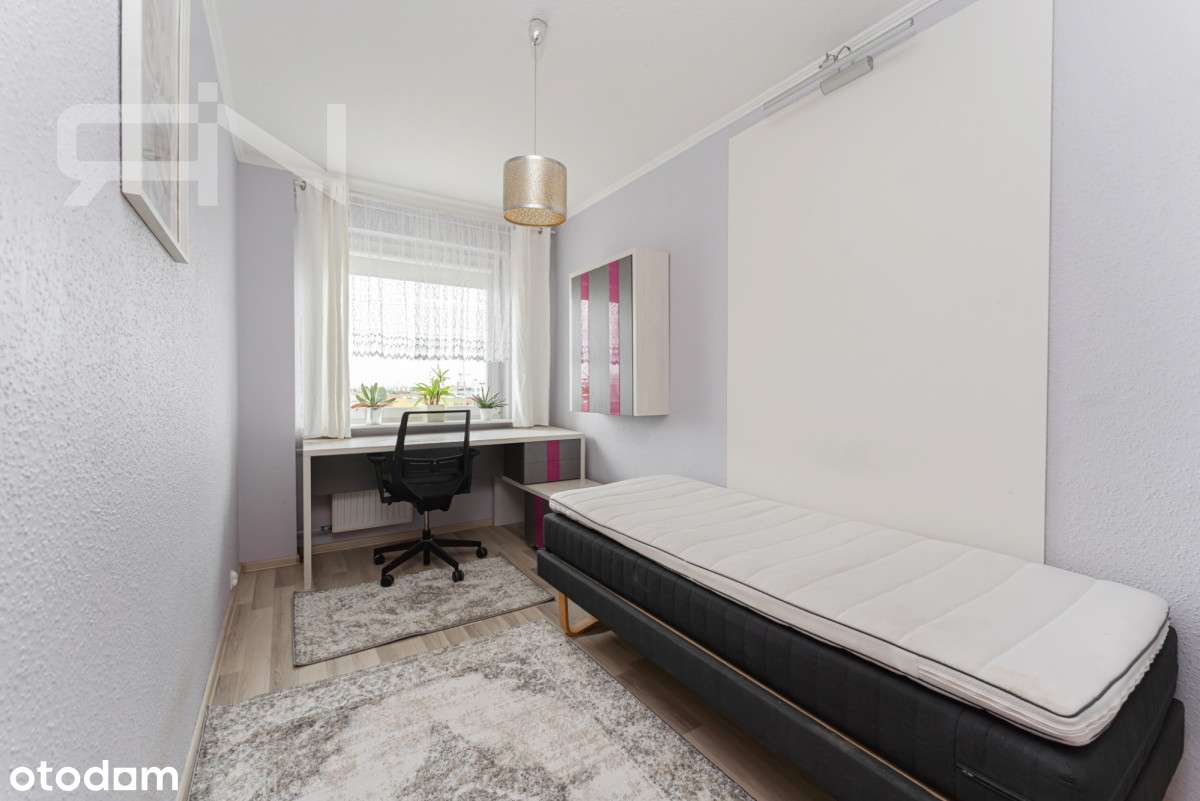 Trzy pokojowe mieszkanie w budynku z windą-9