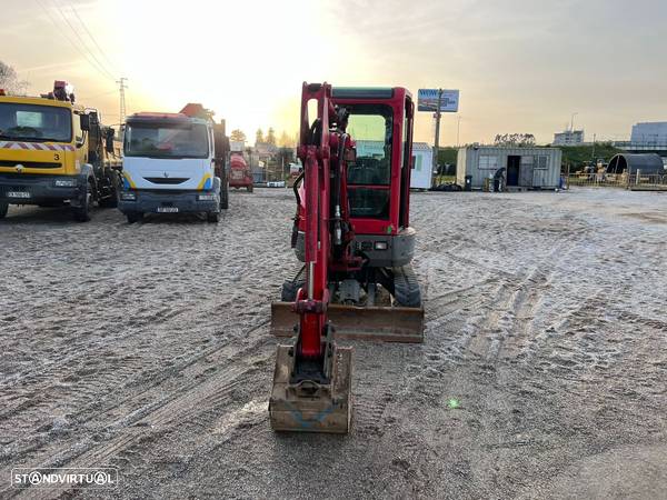 Bobcat E25 2.5 TON RAIO 0 - 2