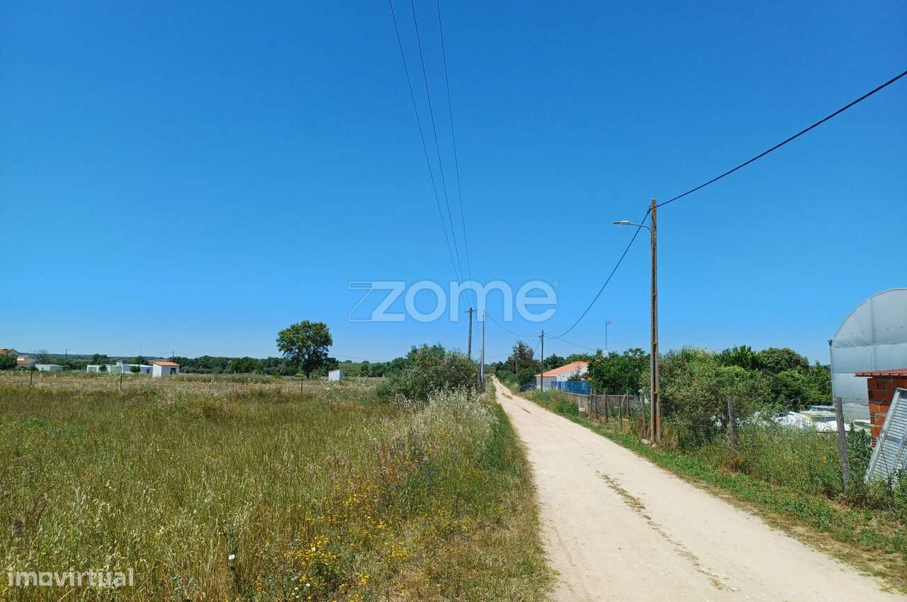 Terreno com 10.070 m2 em Évora (Courelas da Toura) - Grande imagem: 4/18