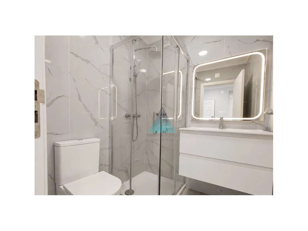 Fantástico Apartamento T4 Totalmente Remodelado | Pronto a Habitar-4