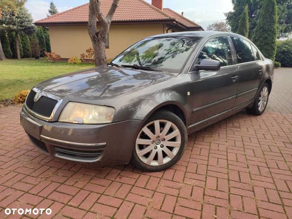 Skoda Superb - 2