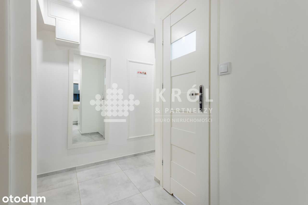 2 pokojowe mieszkanie do wejścia z balkonem na Komuny Paryskiej!-16