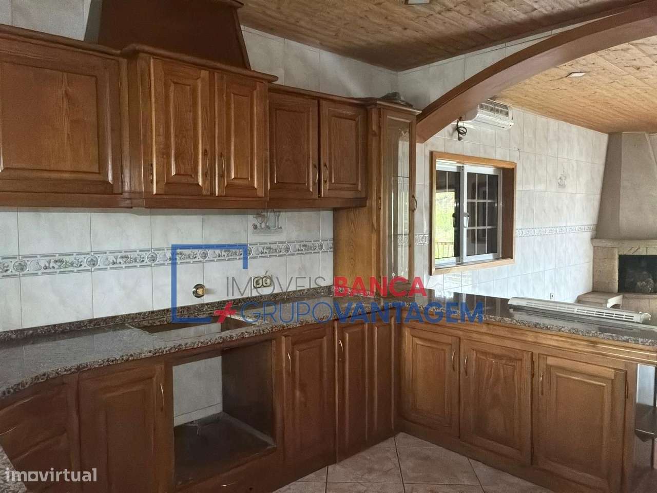 Moradia individual, para venda, Santa Maria da Feira - Milheiros de... - Grande imagem: 4/18