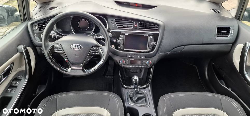 Kia Ceed Cee'd 1.6 CRDi Business Line - 2