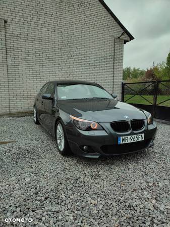 BMW Seria 5 525i - 6