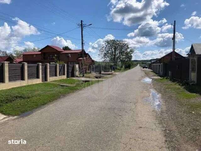 TEREN EXTRAVILAN//LIPANESTI//100.000 MP - Imagine principală: 4/7