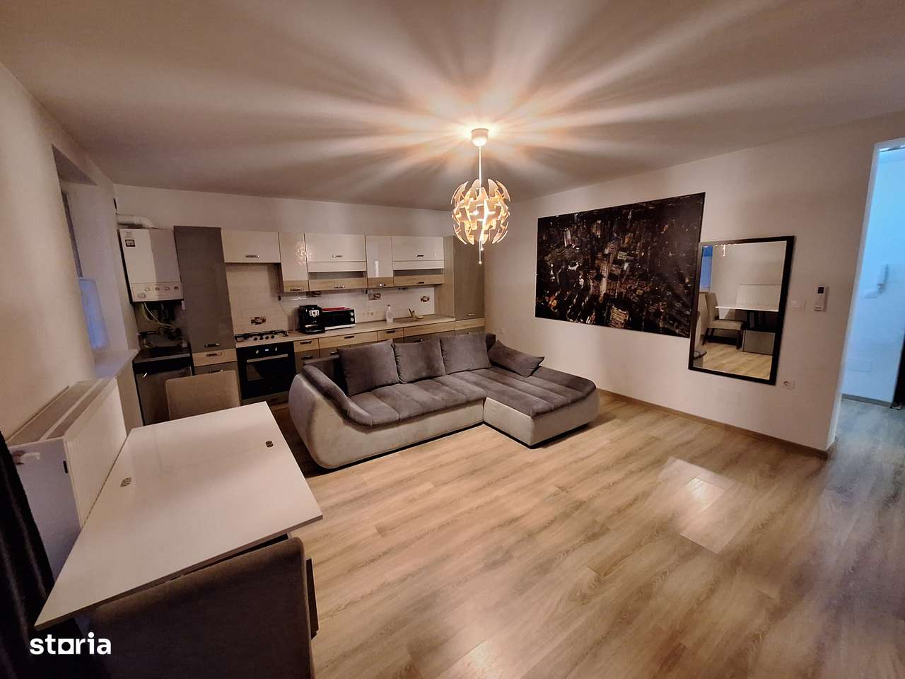 380 euro!!!Ap.cu 2 camere  Et 2 + loc parcare Ghiroda - Imagine principală: 1/8