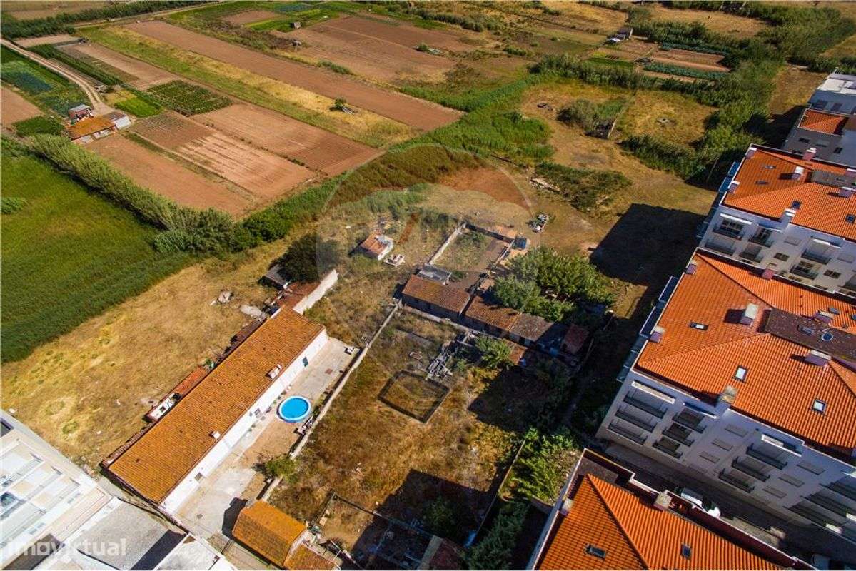 Terreno para construção na 2ªlinha da praia - Grande imagem: 2/14