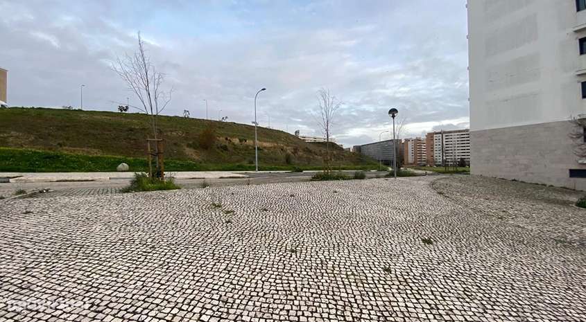 Terreno para Construção de Prédio - Lumiar - Lisboa-14