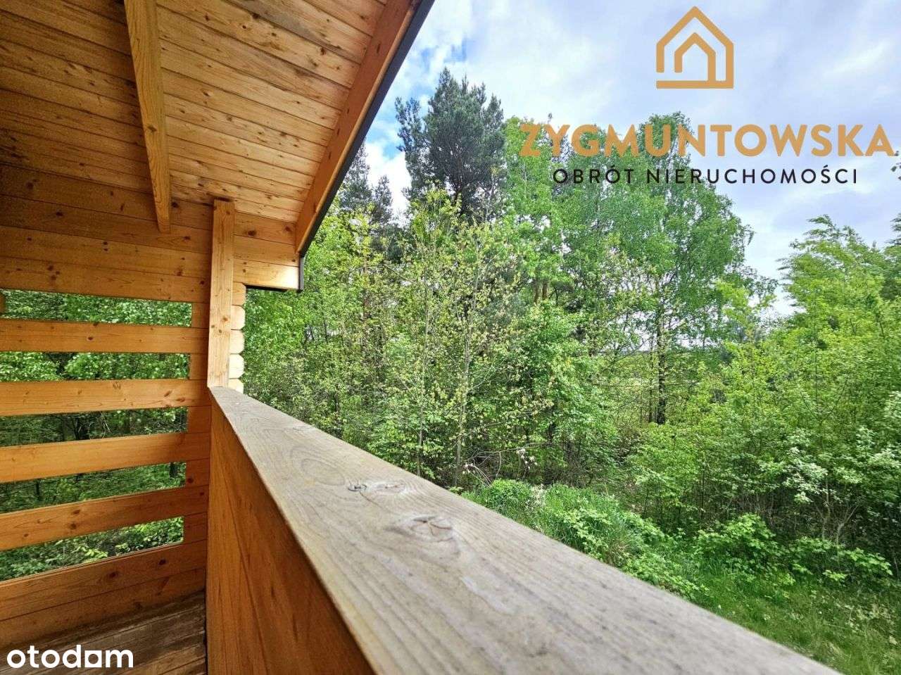 Drewniany domek z fotowoltaiką i magazynem energii - Pełny obrazek: 4/10