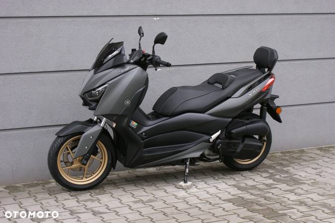 Yamaha X-max - 1