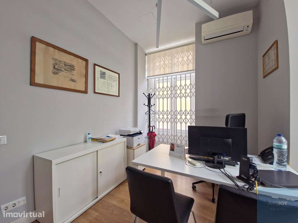 Loja/Escritório no Rossio em primeiro andar - Grande imagem: 2/12