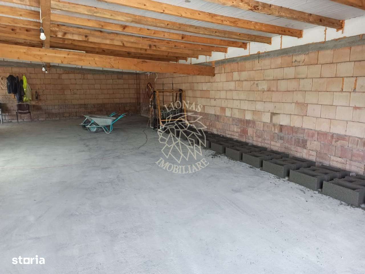 Hala productie boltari/coame/stalpi 173 mp-teren 1400 mp-Jelna - Imagine principală: 2/8