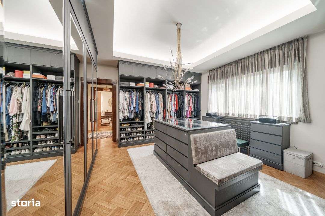 Resedinta 227mp*Etaj 1/2 in vila interbelica*Eleganta moderna*Credit i-10