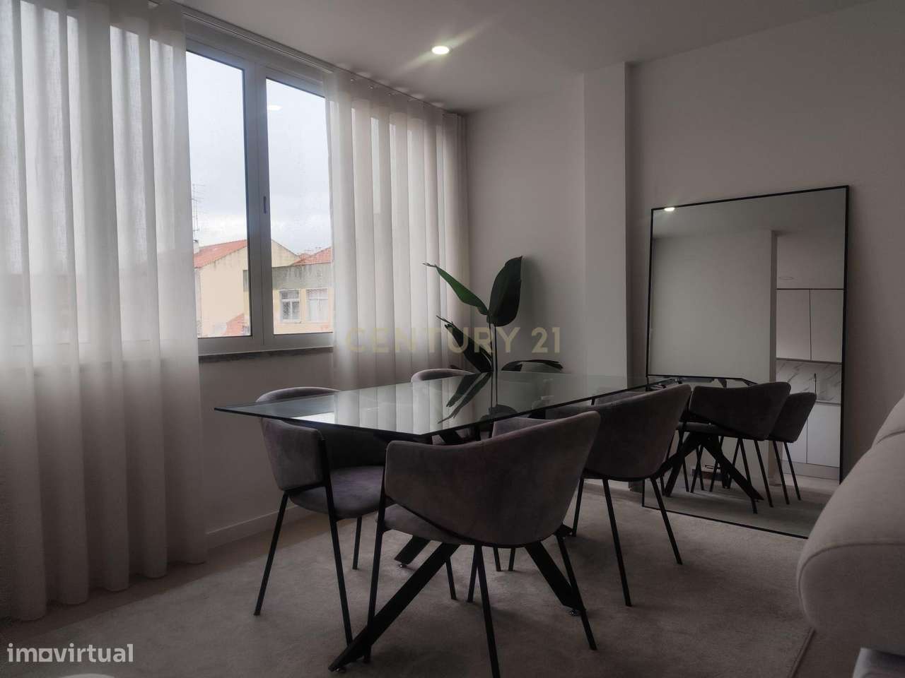 Arrendamento | Apartamento Remodelado, com Mobília, em Corroios, Seixa - Grande imagem: 5/28