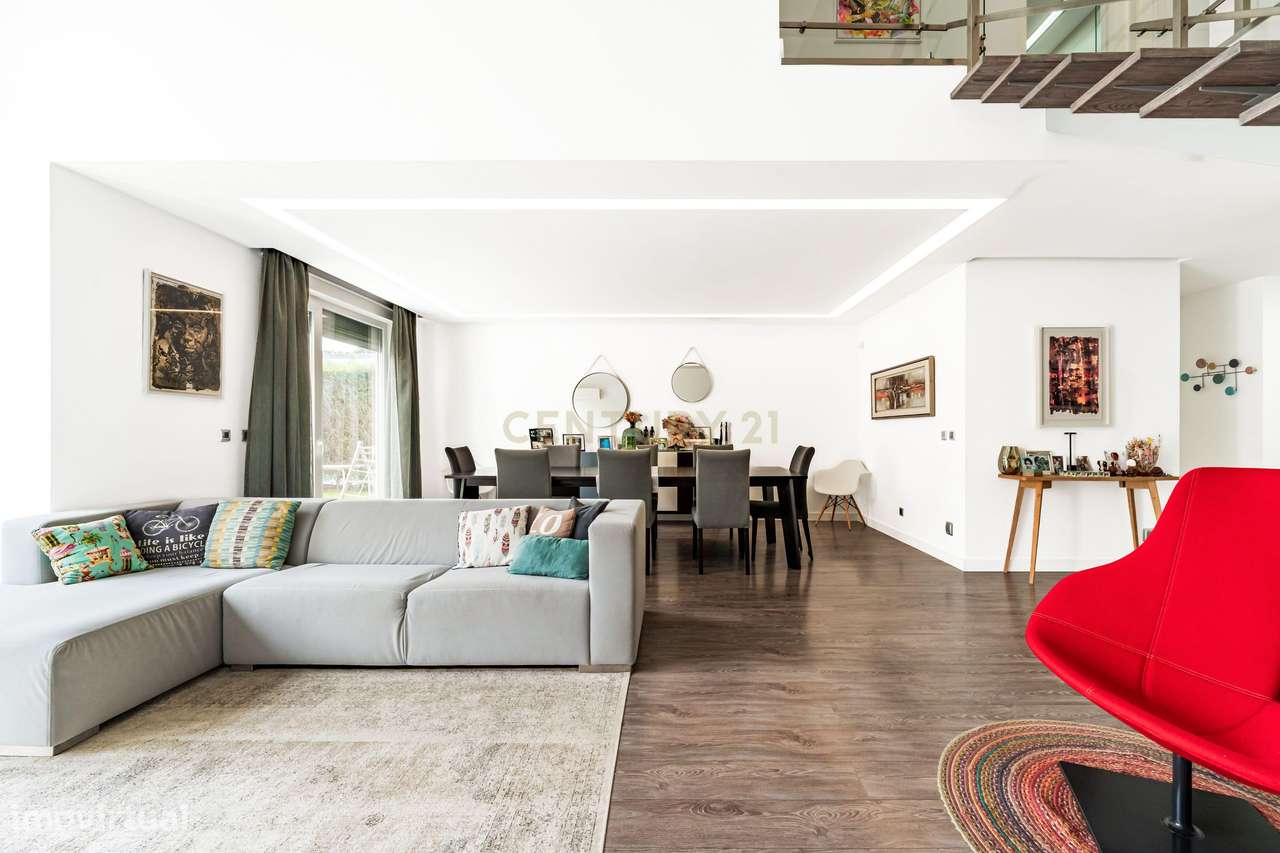 Moradia contemporânea na Aroeira | Luz natural, conforto e eficiência-10