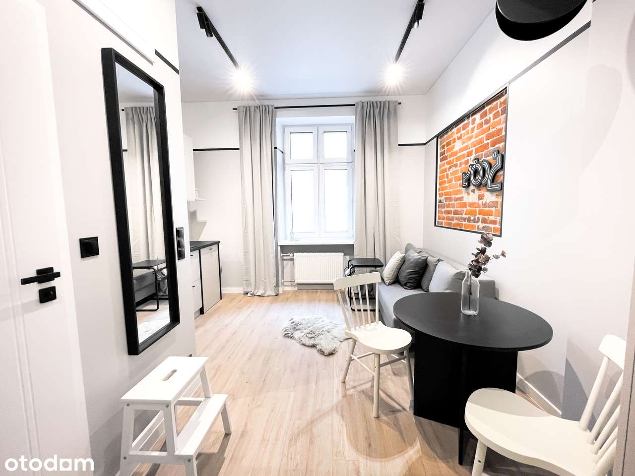 Gotowiec inwestycyjny w centrum Łodzi | Kawalerka obok UŁ i dworca-0