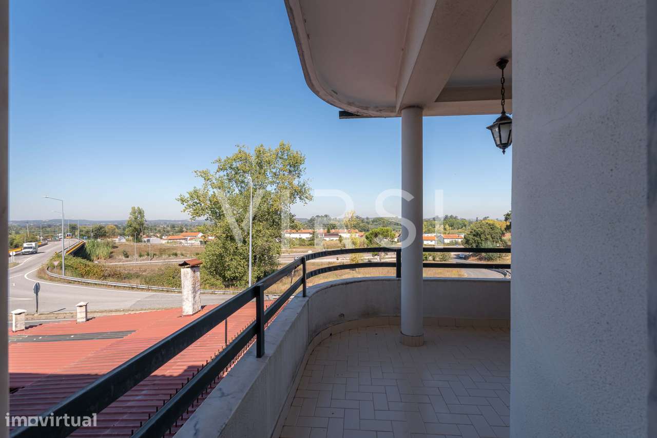 T3 com sótão, 2 garagens e amplo espaço exterior - São Martinho do...-25