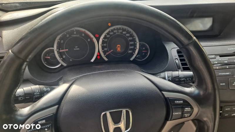 Honda Accord 2.2d Executive - 14