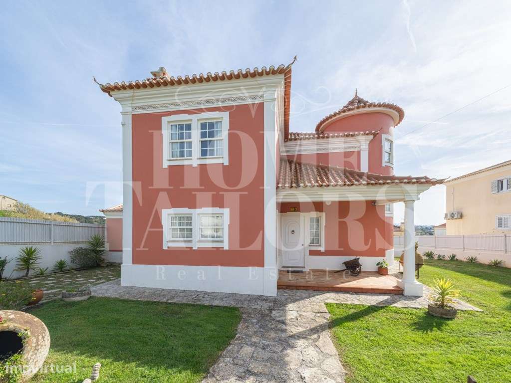 Moradia T3 com Jardim e Piscina entre Mafra e Ericeira-8