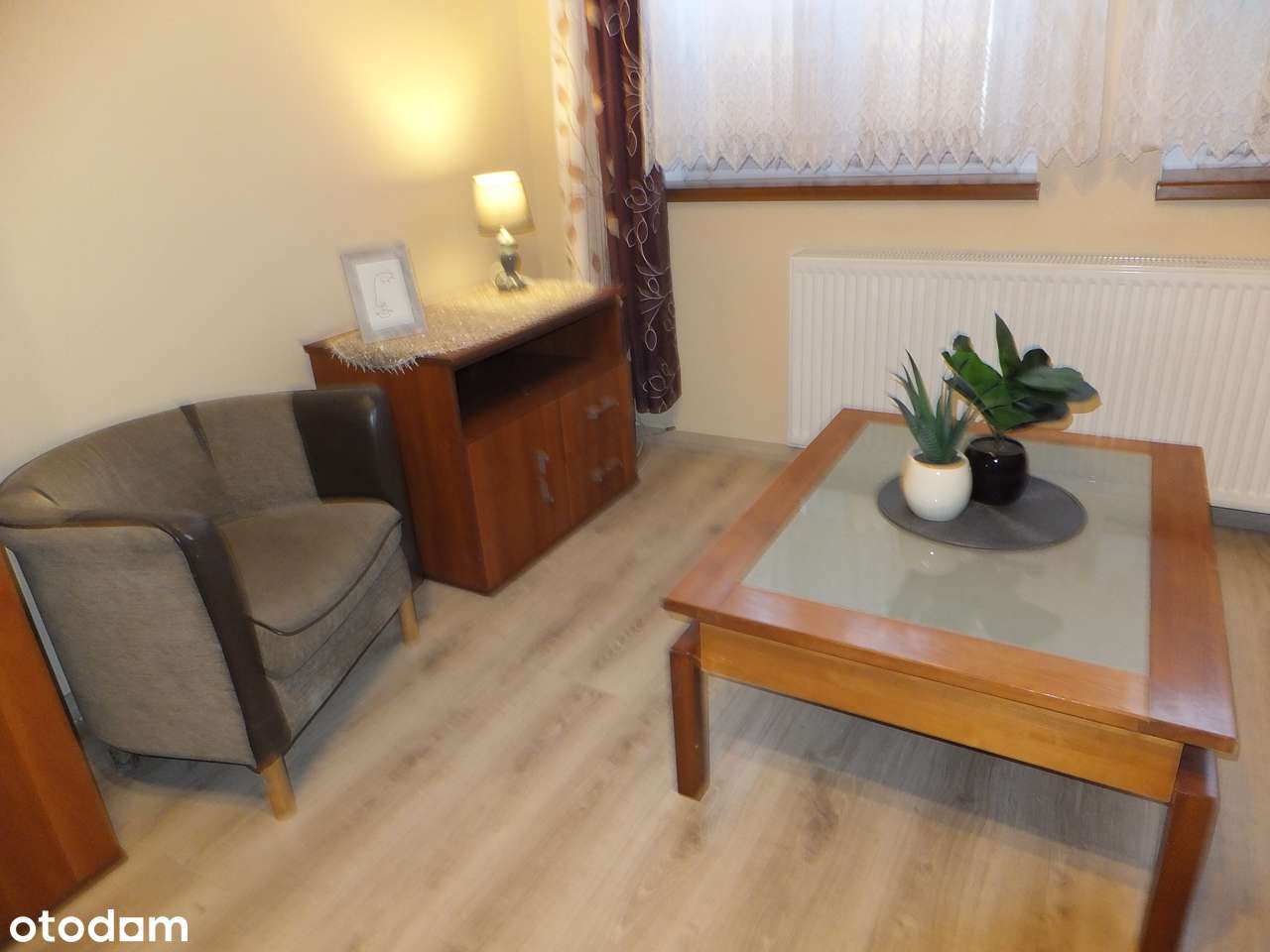 duża urzadządzona kawalerka do zamieszkania - Pełny obrazek: 3/18