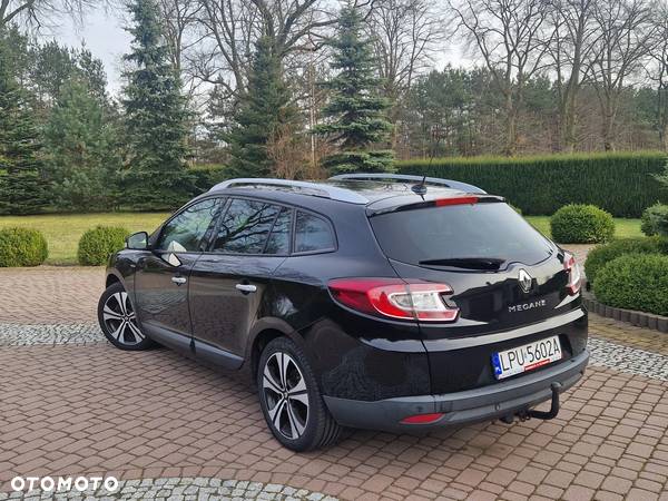 Renault Megane 2.0 140 CVT Bose Edition - 12