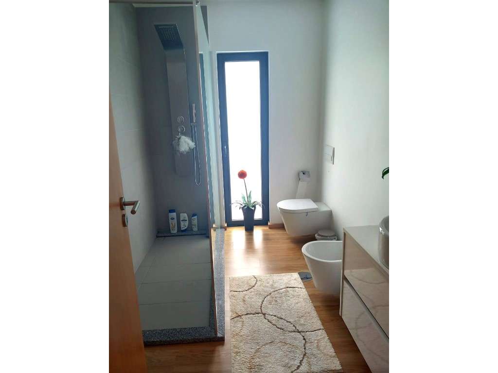 Moradia T2 Suites térrea (10min a pé da praia)-3