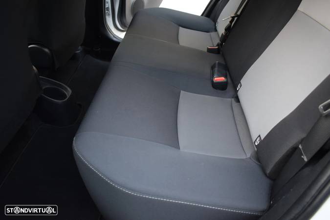 Toyota Yaris 1.0 VVT-i Comfort - 42