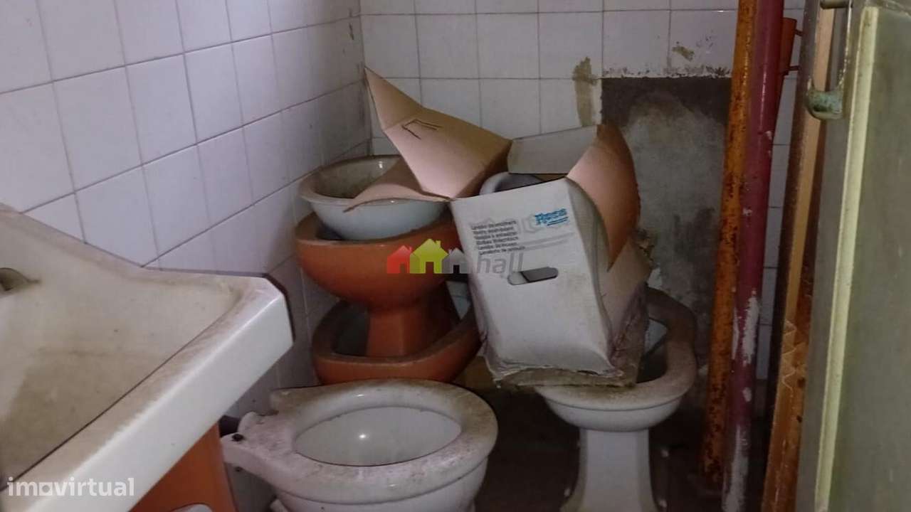 Moradia T4 térrea com anexos na Varzinha - Setúbal-20