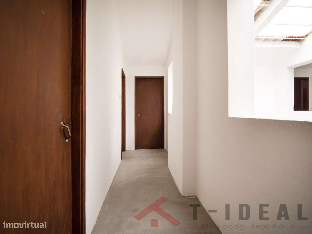 Apartamento T3 na vila da Lourinhã-36