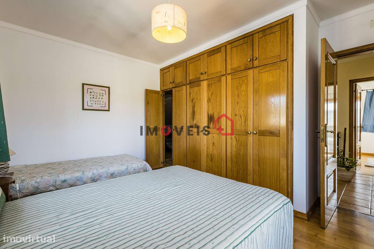 Moradia T5 - São Jorge-25