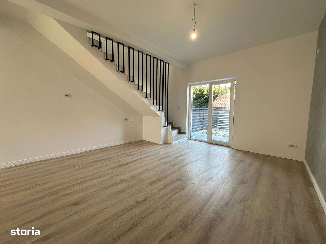 Finalizata! Casa 3 camere D 2 bai 86mp zona Bucium Visan-18