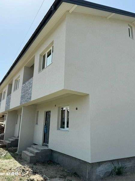 vila triplex bragadiru 3 camere str libertatii - Imagine principală: 4/8