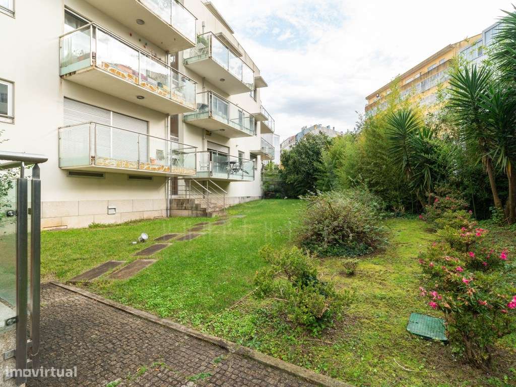 T2 PREMIUM À ROTUNDA DA BOAVISTA-30