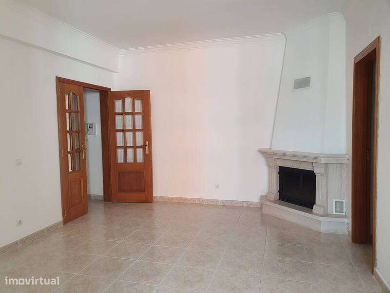 Apartamento em Setúbal, São Sebastião - Grande imagem: 2/10