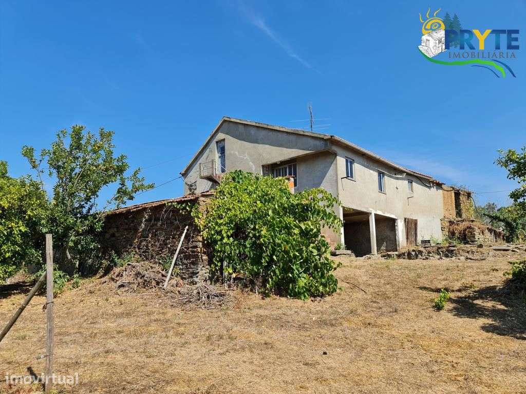 Quintinha com moradia T3 para recuperar, a 10 minutos da vila da Sertã - Grande imagem: 5/38