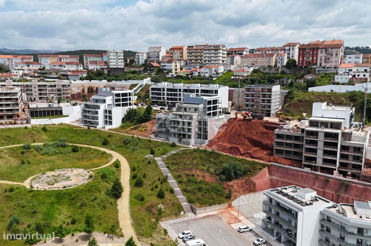 Apartamento T2 | Quinta da Maia | Construção | Garagem-24