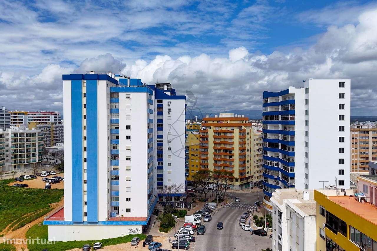 Oportunidade de Investimento Exclusiva na Av. 25 de Abril - Grande imagem: 2/42