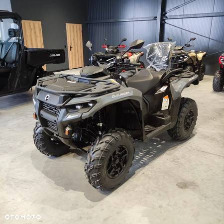 Can-Am Outlander Max - 9