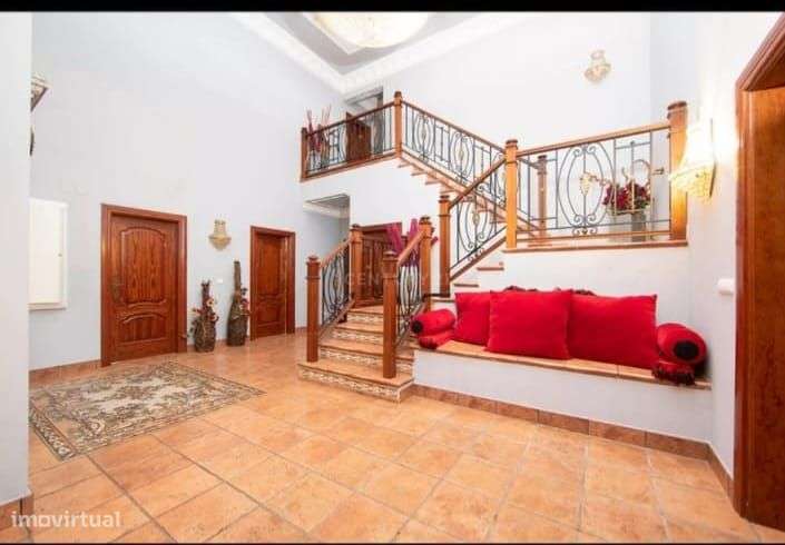 Moradia de Luxo T7 na quinta do Peru-24