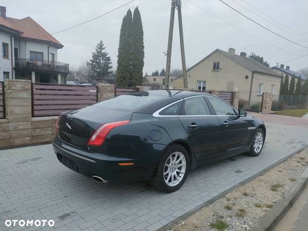 Jaguar XJ 3.0 D V6 LWB Portfolio - 3