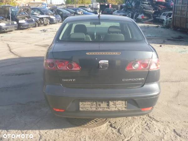 Seat Cordoba 2 1.4 16v - 5