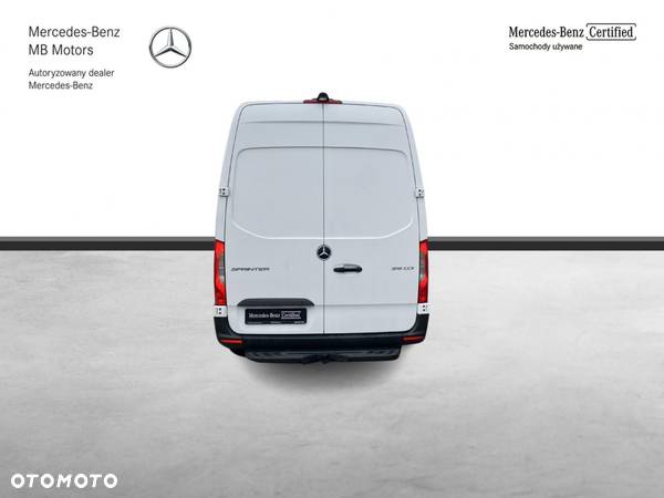 Mercedes-Benz Sprinter - 4