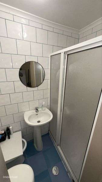 Alugo T1 na Graça - Grande imagem: 4/10