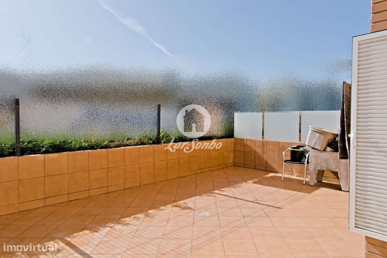 Apartamento T2 com Terraço Privativo e 2 Lugares de Garagem  Póvoa ... - Grande imagem: 5/15