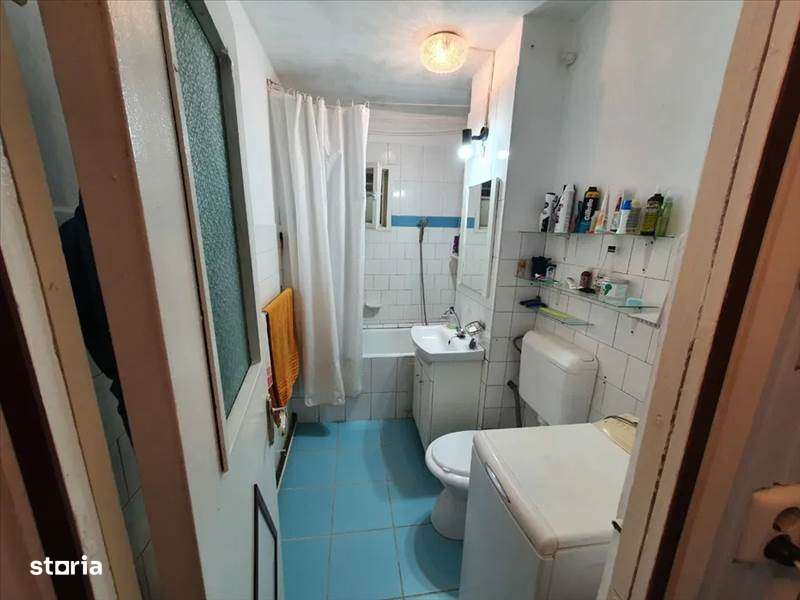 Apartament 2 decomandat ,etajul 1, intrare  Racadau-4