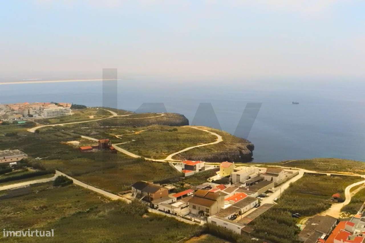 Terreno com classificação "Espaço urbanizável", 2ª linha de mar - Cent - Grande imagem: 5/19