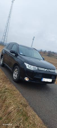 Mitsubishi Outlander - 1