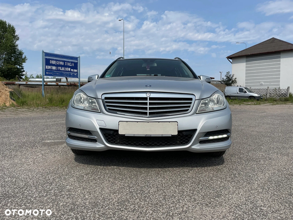 Mercedes-Benz Klasa C 180 T BlueEFFICIENCY - 10