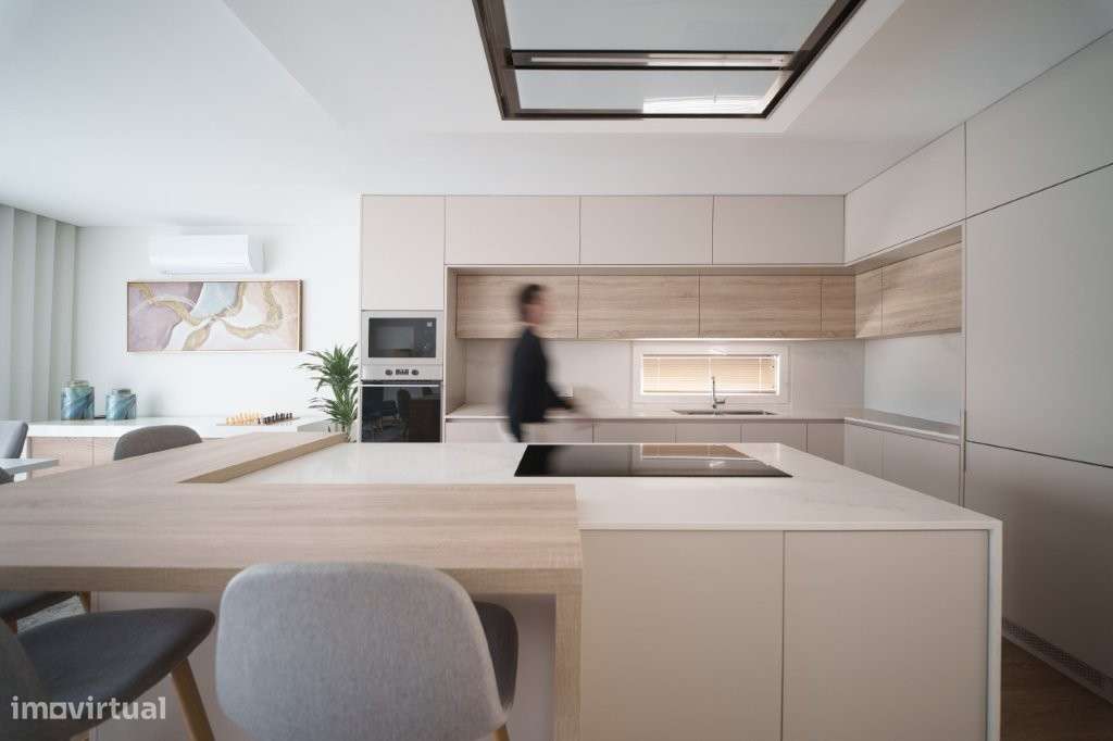 Moradia T4 / Ramada / Moderna é Exclusiva Construção-6